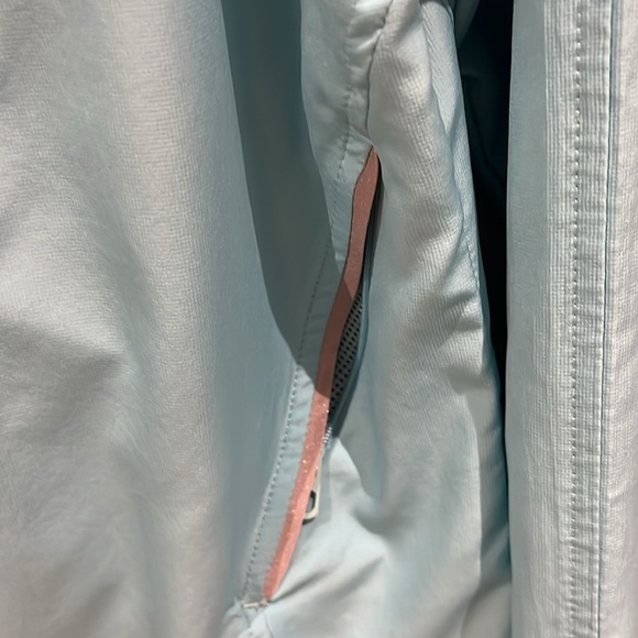 Adidas Jogging Suit Navy/Turquoise Medium. Reflective strips on pockets. - Picture 5 of 8